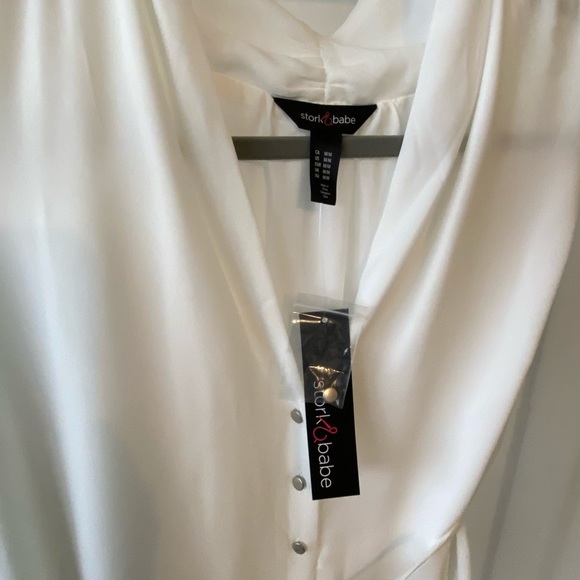 Stork and Babe Maternity Blouse in white - Picture 3 of 4